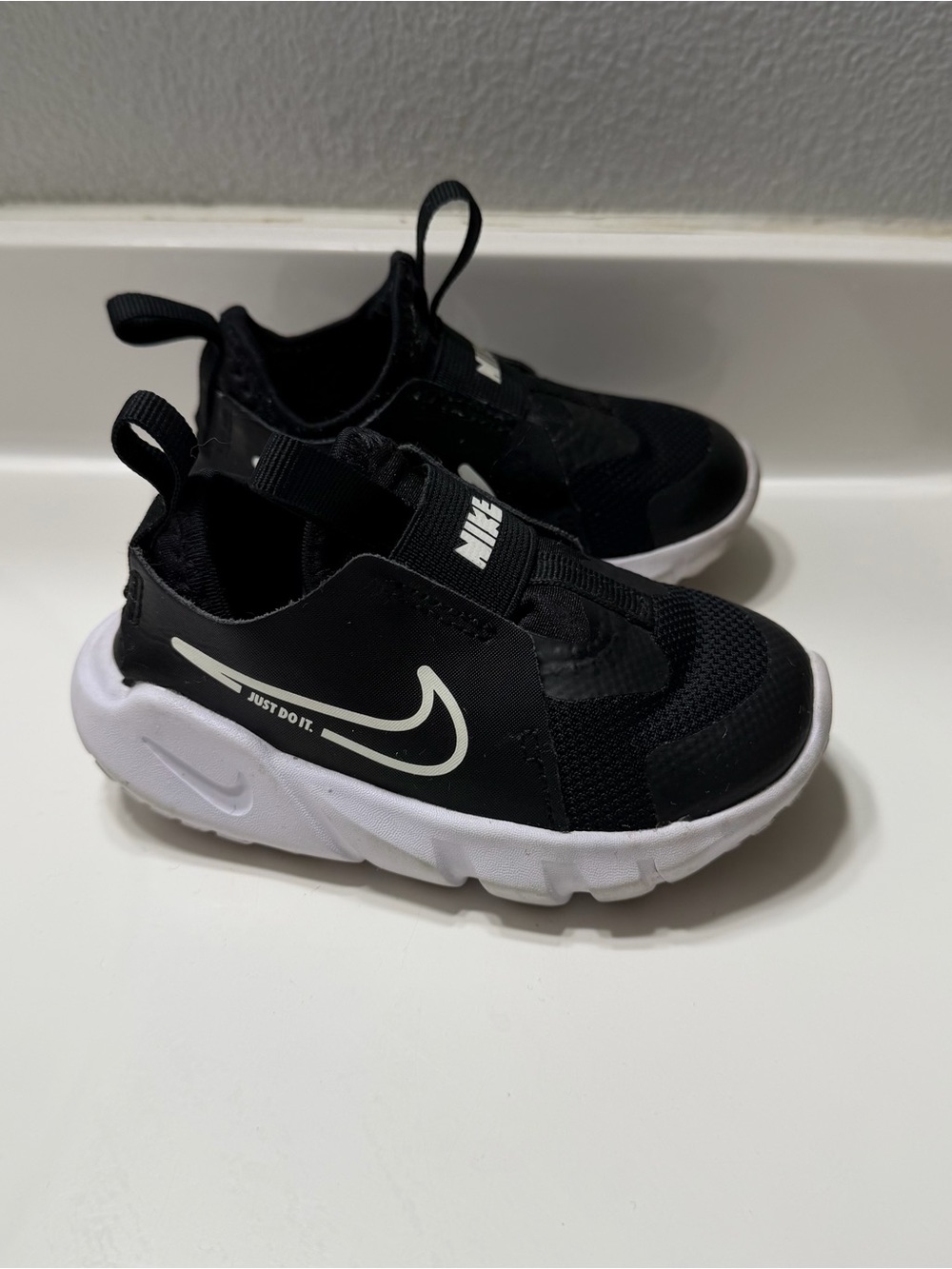Nike Flex Runner 2 toddler shoes